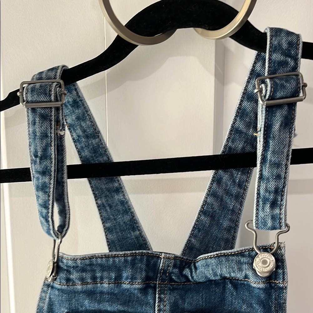 Old Navy Maternity Size 14 Stylish Blue Denim Overalls - Picture 3 of 8